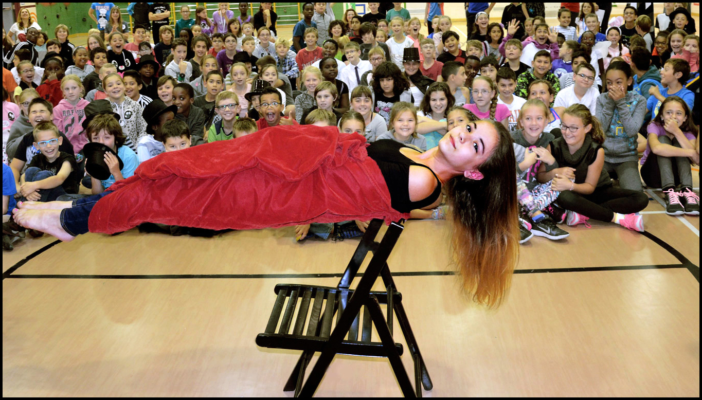 Patrice Meunier magicien primaire spectacle-pour-élèves 04
